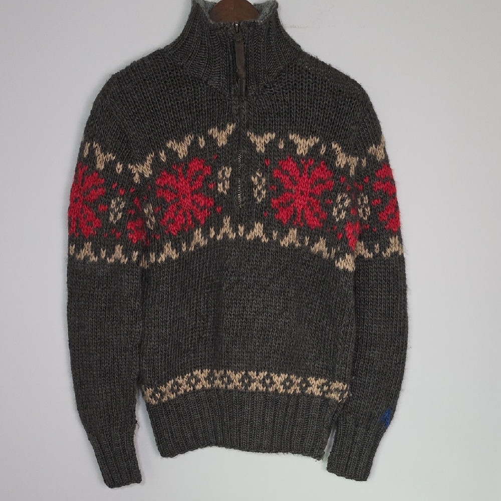 American Eagle Outfitters Gray and Red Zip-Up Sweater Size S / P 70%‎ Wool